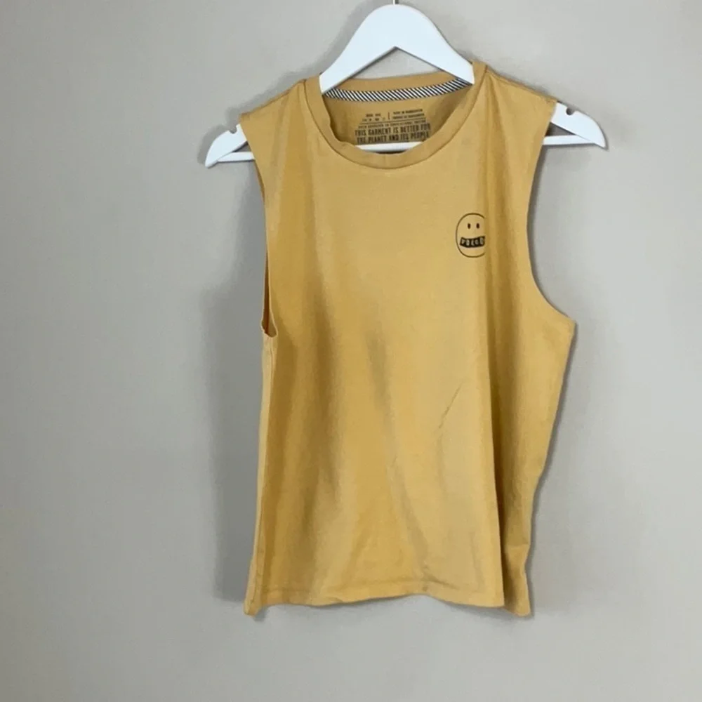 Volcom woman’s tank - Picture 1 of 5